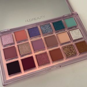 Huda Beauty Mercury Retrograde Palette-Brand New